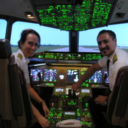 ボーイング787現役女性パイロット