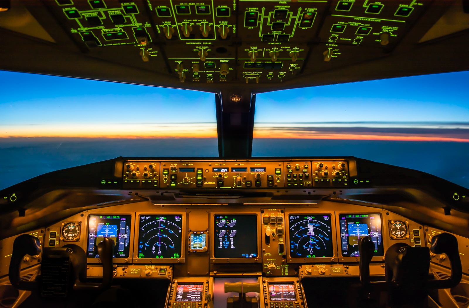 Success Blog 4nuoz 高 画質 飛行機 夜景 壁紙
