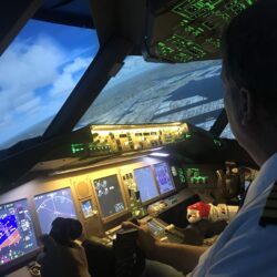 🛩パイロットは無線でYes, Noを使わない！！🛩